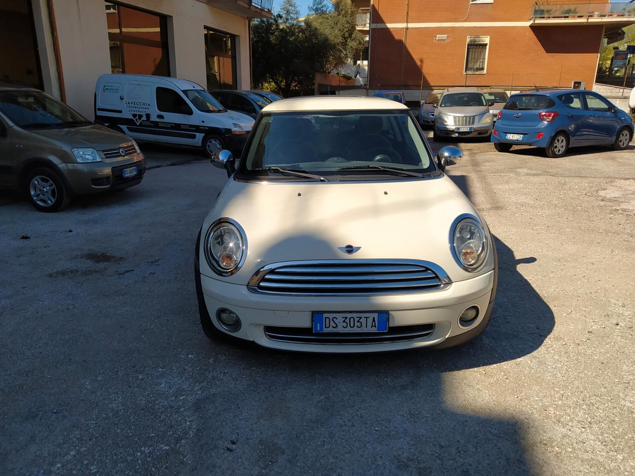 Mini 1.4 16V One Neopatentati