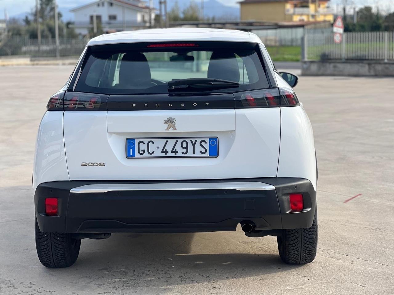 Peugeot 2008 BlueHDi 100 S&S Allure