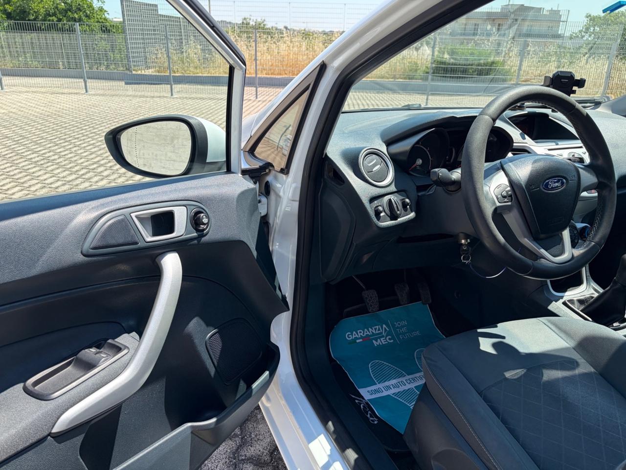 Ford Fiesta 1.2 60CV 5p. Benzina 2012 neopatentati