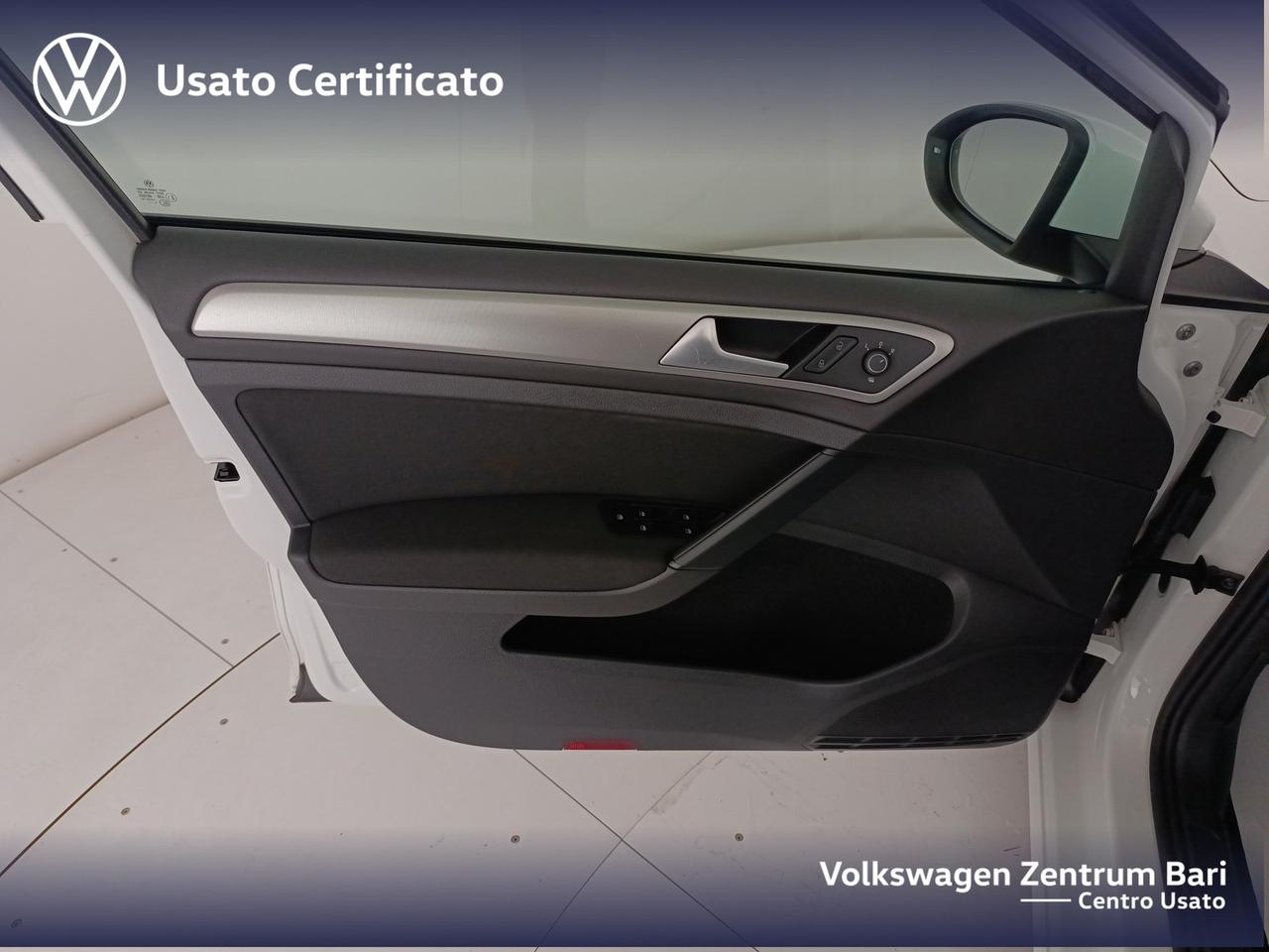 Volkswagen Golf 5p 1.5 tgi trendline 130cv dsg