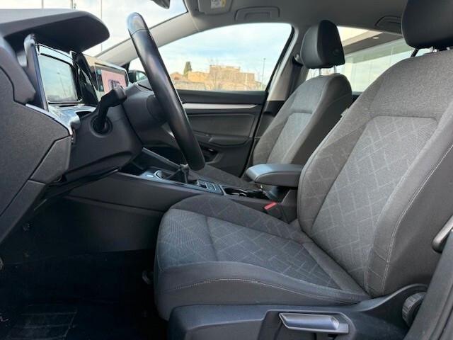 Volkswagen Golf 2.0 TDI 115 CV SCR Life 2022