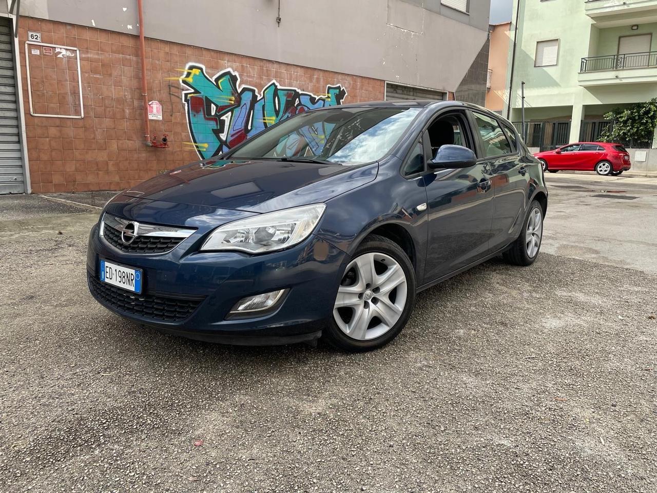 Opel Astra 1.4 100CV 5 porte Cosmo GPL CON 117MILA KM IN PERFETTE CONDIZIONI