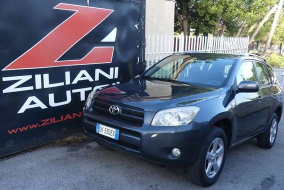 Toyota RAV 4 RAV4 2.2 d-4d 136cv ..CLIMA AUTOM..QUALSIASI PROVA