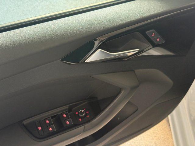 AUDI A1 citycarver 30 TFSI Admired