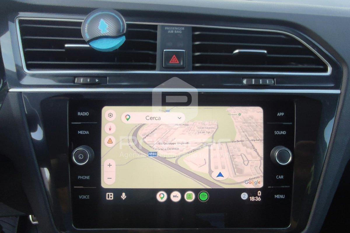 VOLKSWAGEN Tiguan 1.6 TDI SCR Sport BlueMotion Technology