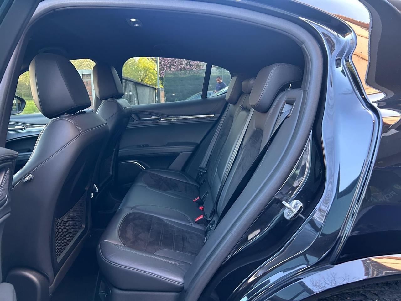 Alfa Romeo Stelvio 2.9 Bi-Turbo V6 510 CV AT8 Quadrifoglio