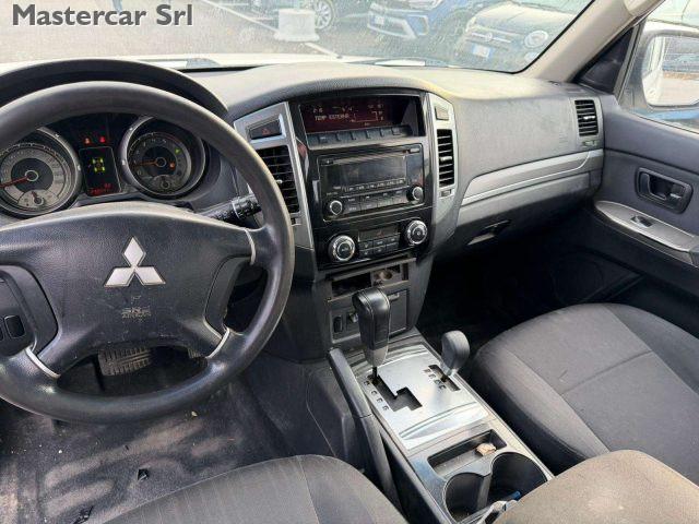 MITSUBISHI Pajero Pajero IV 2007 3.2 cr Instyle 3p auto - FD013NH
