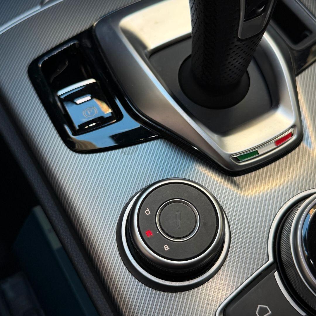 Alfa Romeo Stelvio 210cv Q4 Veloce