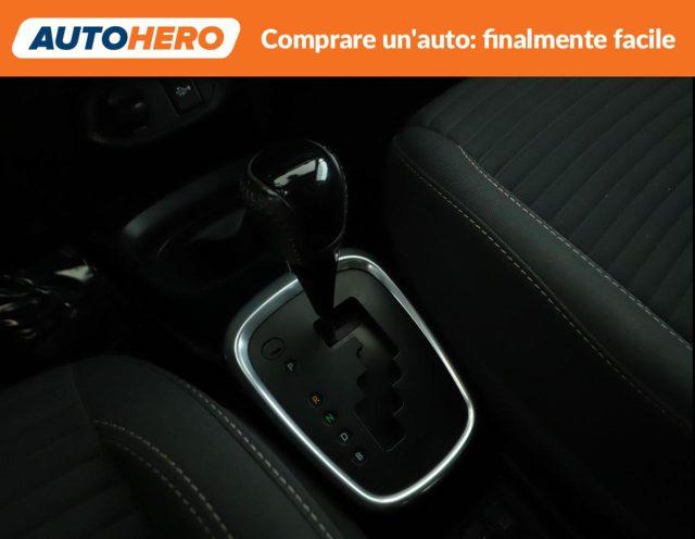 TOYOTA Yaris 1.5 Hybrid 5 porte Trend "White Edition"