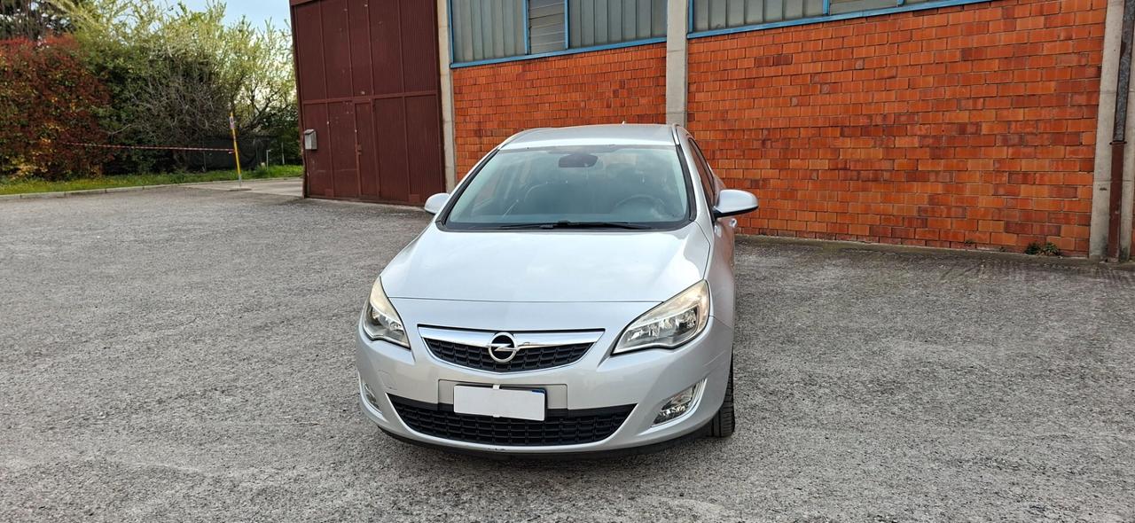 ASTRA 1.7 S.W. 81 KW 2012 RADIATA X EXSPORT