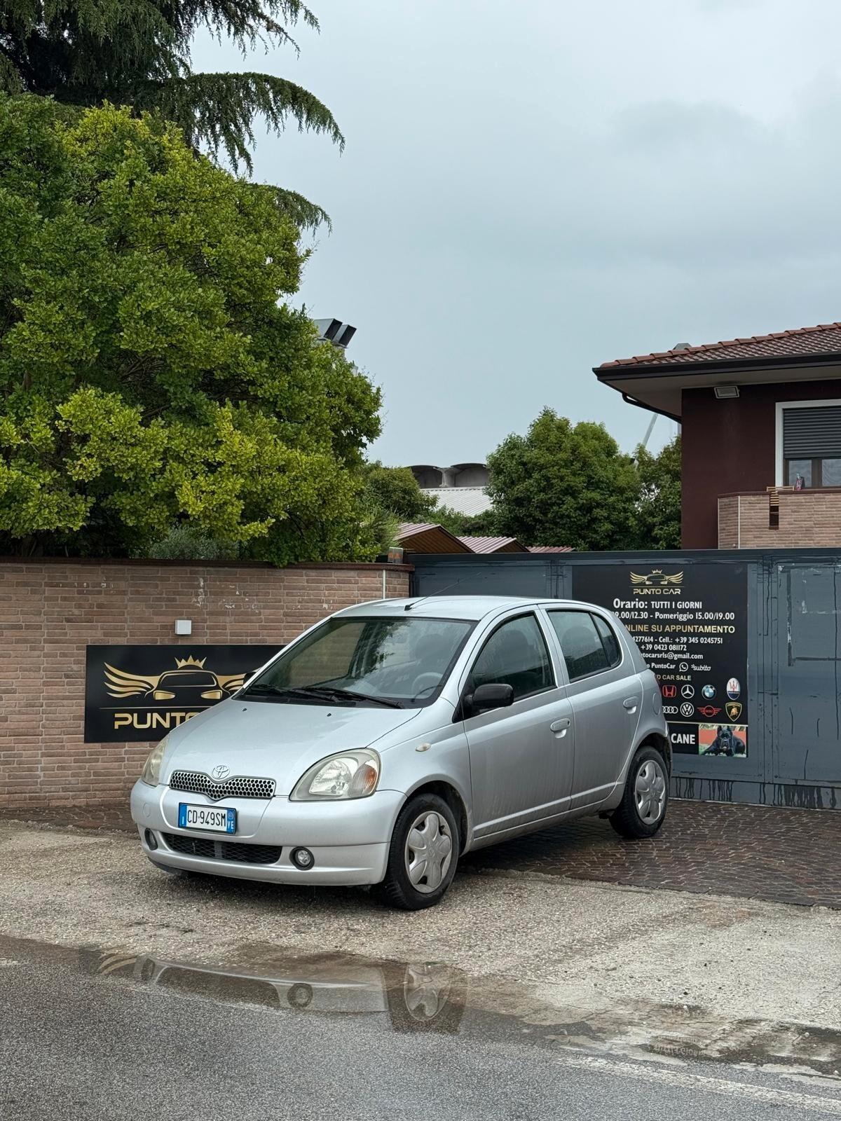 Toyota Yaris 1.0i 16V cat 5 porte Sol '03