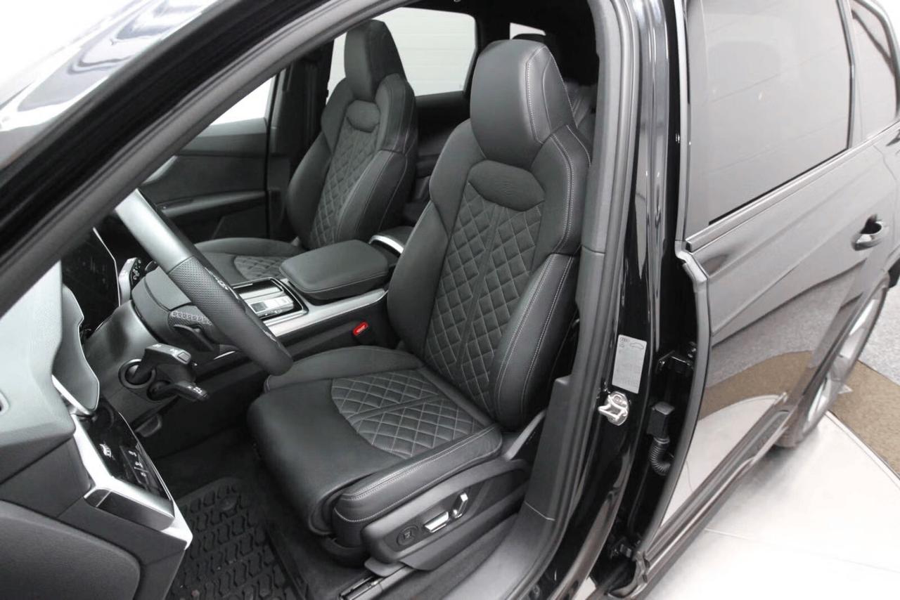 Audi Q7 60 TFSIe quattro S line