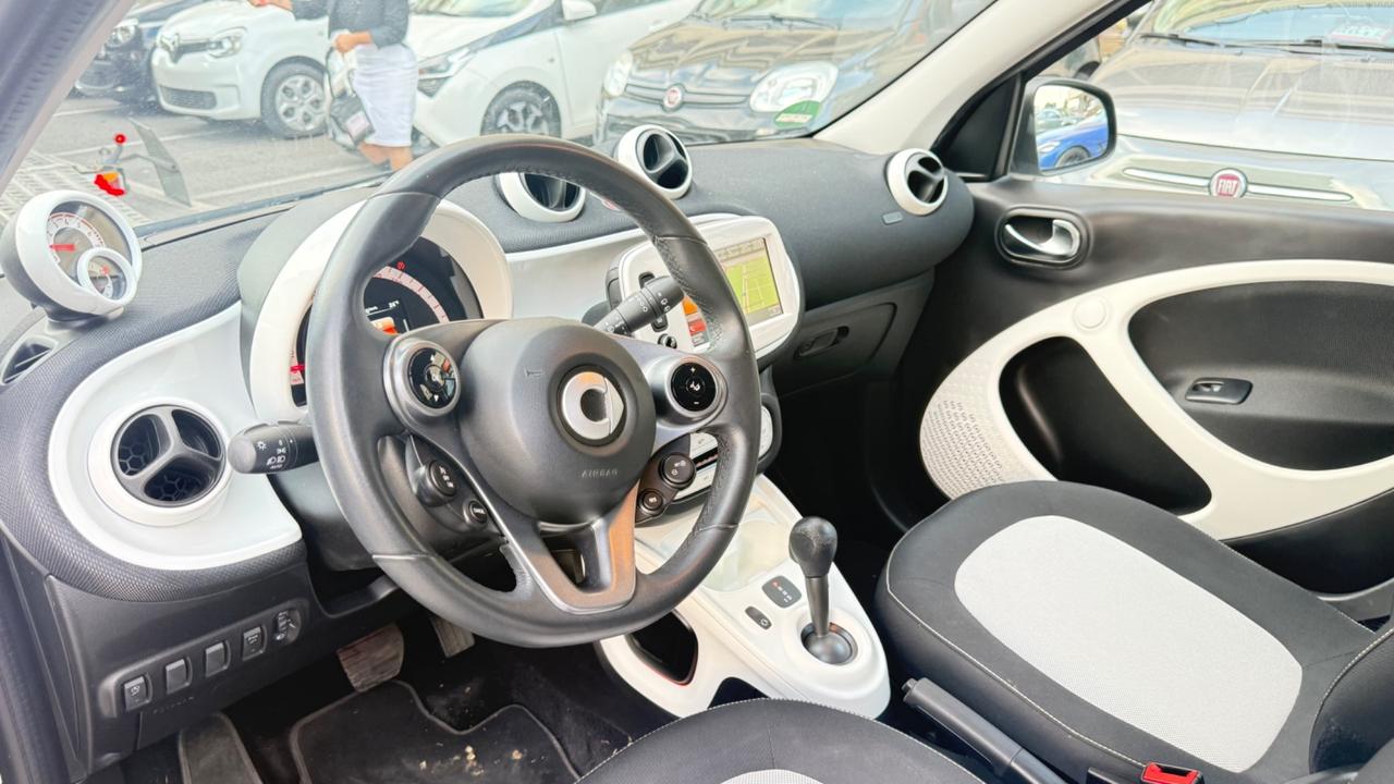 Smart ForFour 70 1.0 Passion LED PSC BLUETOOTH CERCHI 15