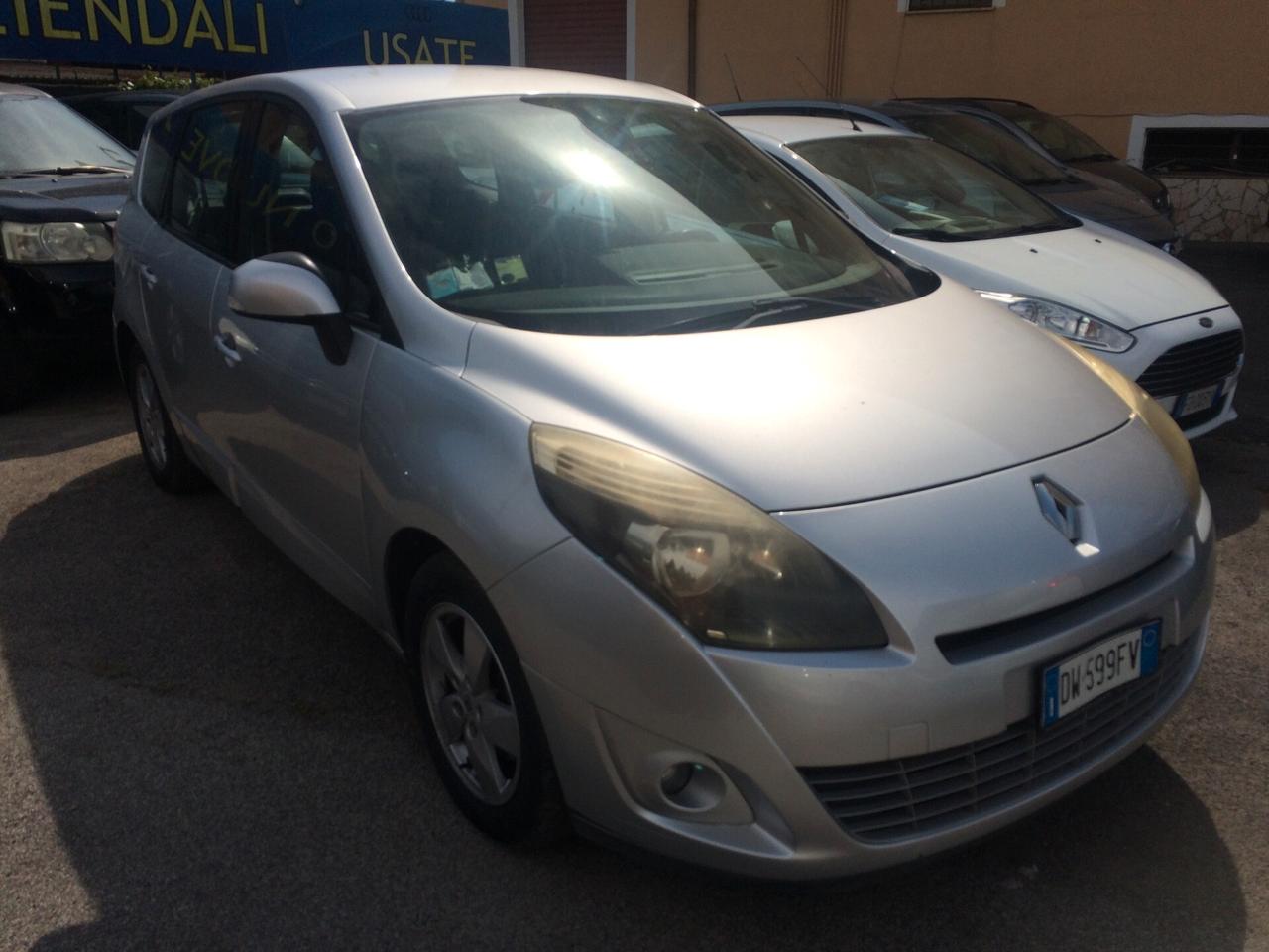 2009 Renault Scenic Scénic 1.5 dCi/105CV Dynamique 7 posti!