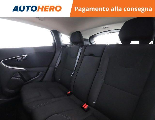 VOLVO V40 D2 Business