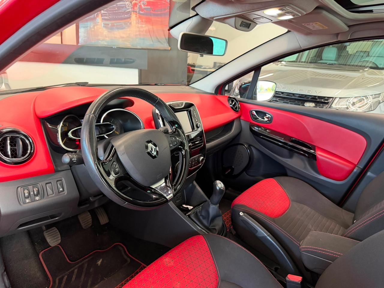Renault Clio FULL OPTIONAL TETTO PANORAMICO 6690€