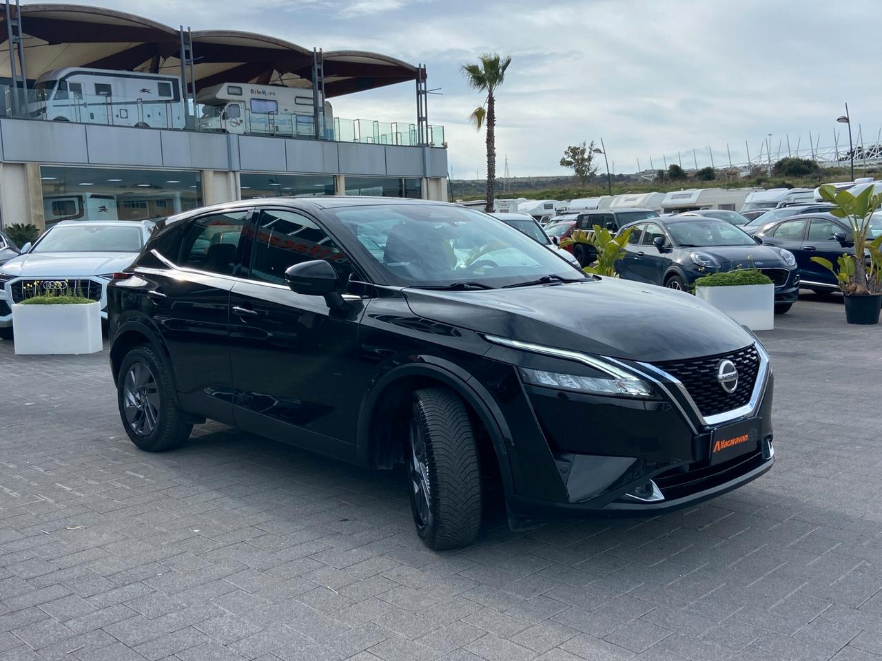 Nissan Qashqai 1.3 mhev Business 2wd 158cv xtronic