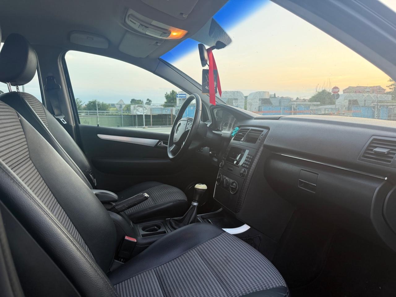 Mercedes-benz B 200 CDI Sport *GARANZIA