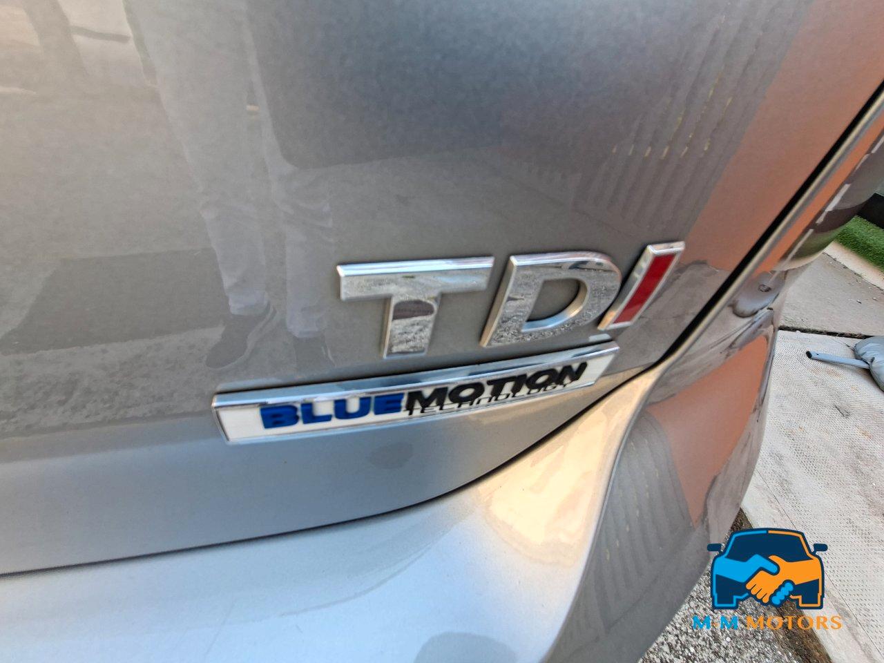 Volkswagen Golf 5 Porte Golf 5p 1.6 tdi 110cv dsg neo patentati