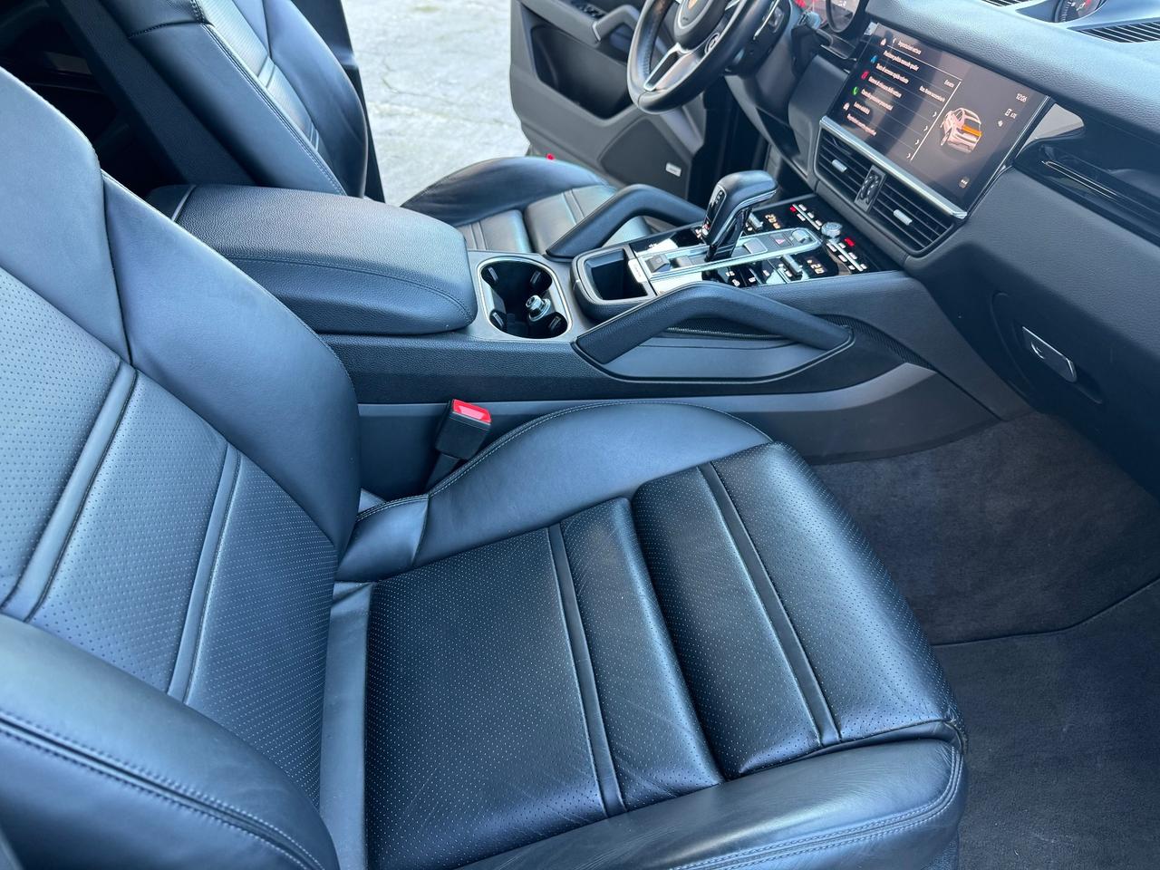 Porsche Cayenne 3.0 V6 Platinum Edition