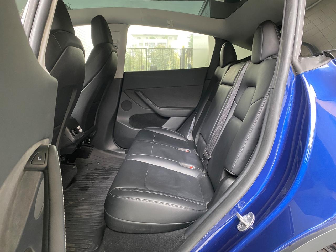 Tesla Model Y RWD Gancio Traino