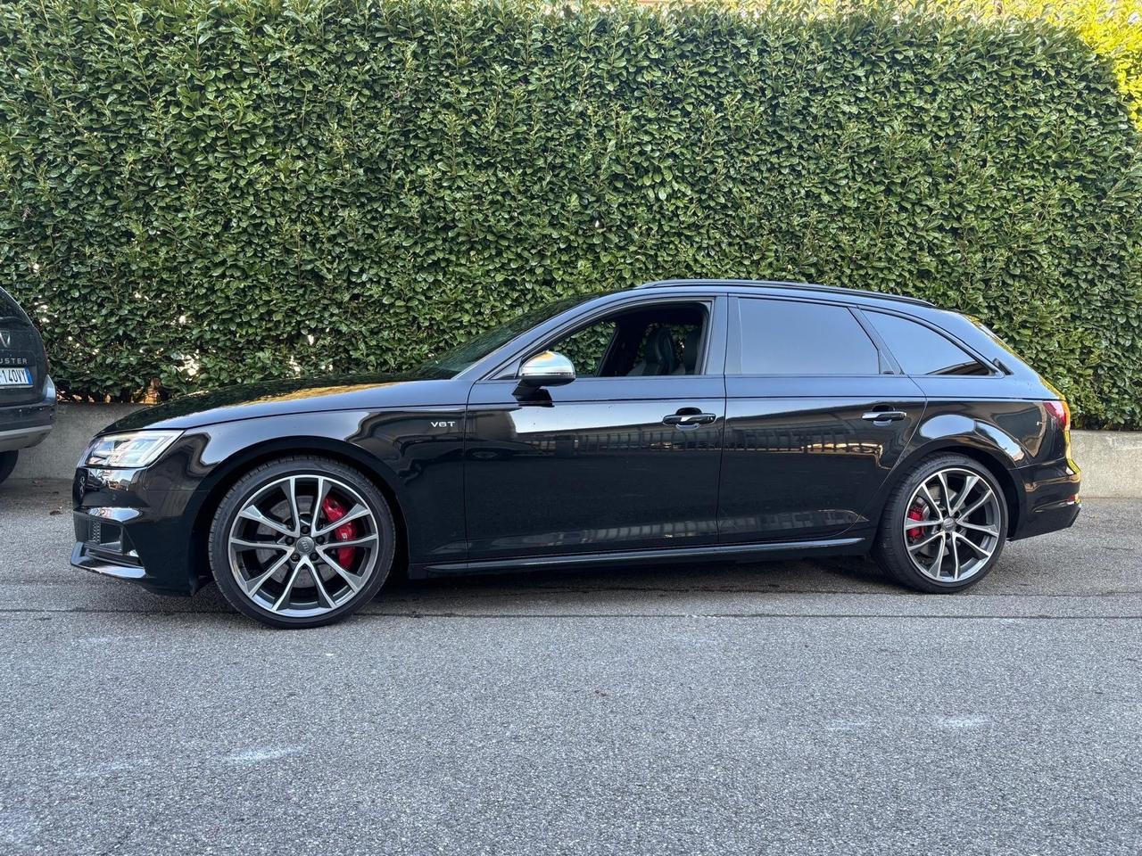 Audi A4 S4 Avant 3.0 TFSI quattro tiptronic