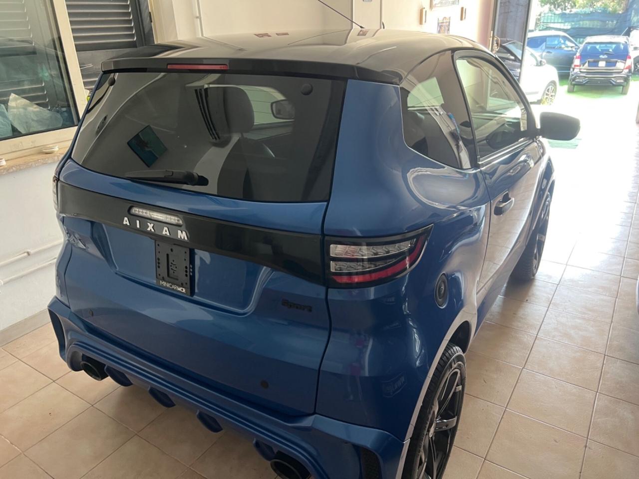 Aixam Ambition sport blu marine 2023 15000 km