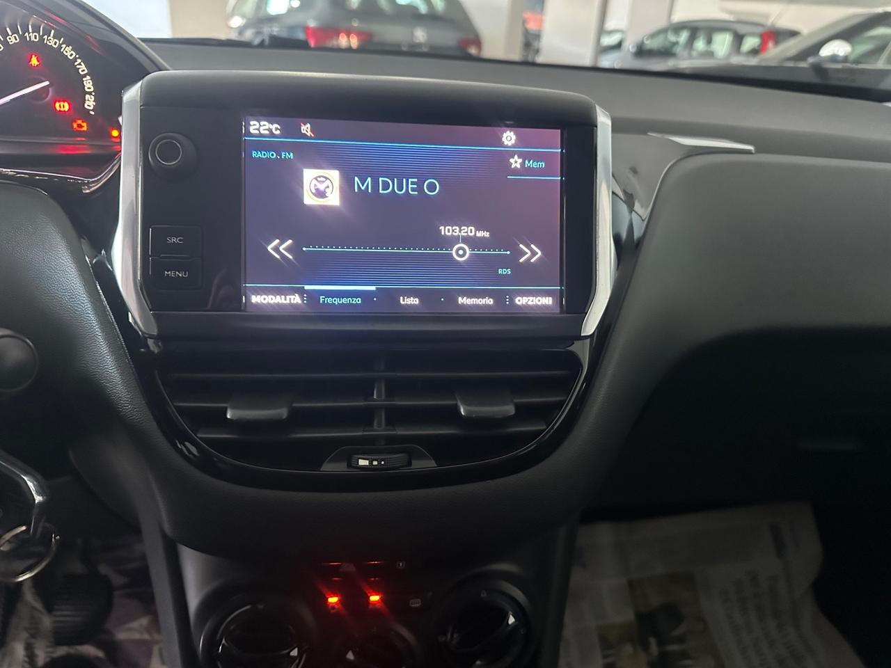 Peugeot 208 PureTech 82 5p. GPL Allure