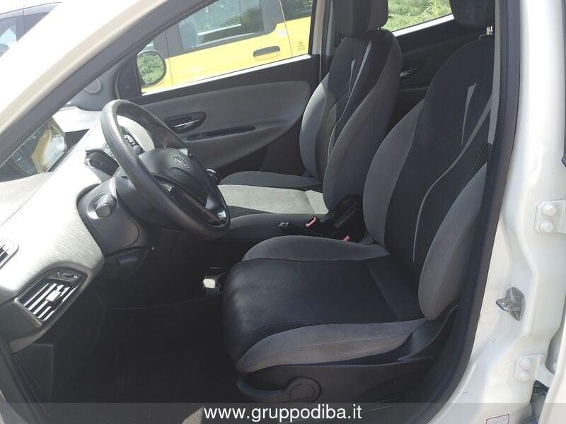 Lancia Ypsilon III 2011 Benzina 1.2 8v Silver s&s 69cv