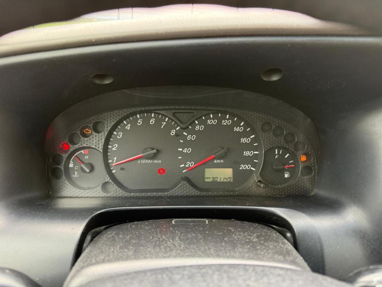 Mazda Tribute 3.0i V6 24V cat