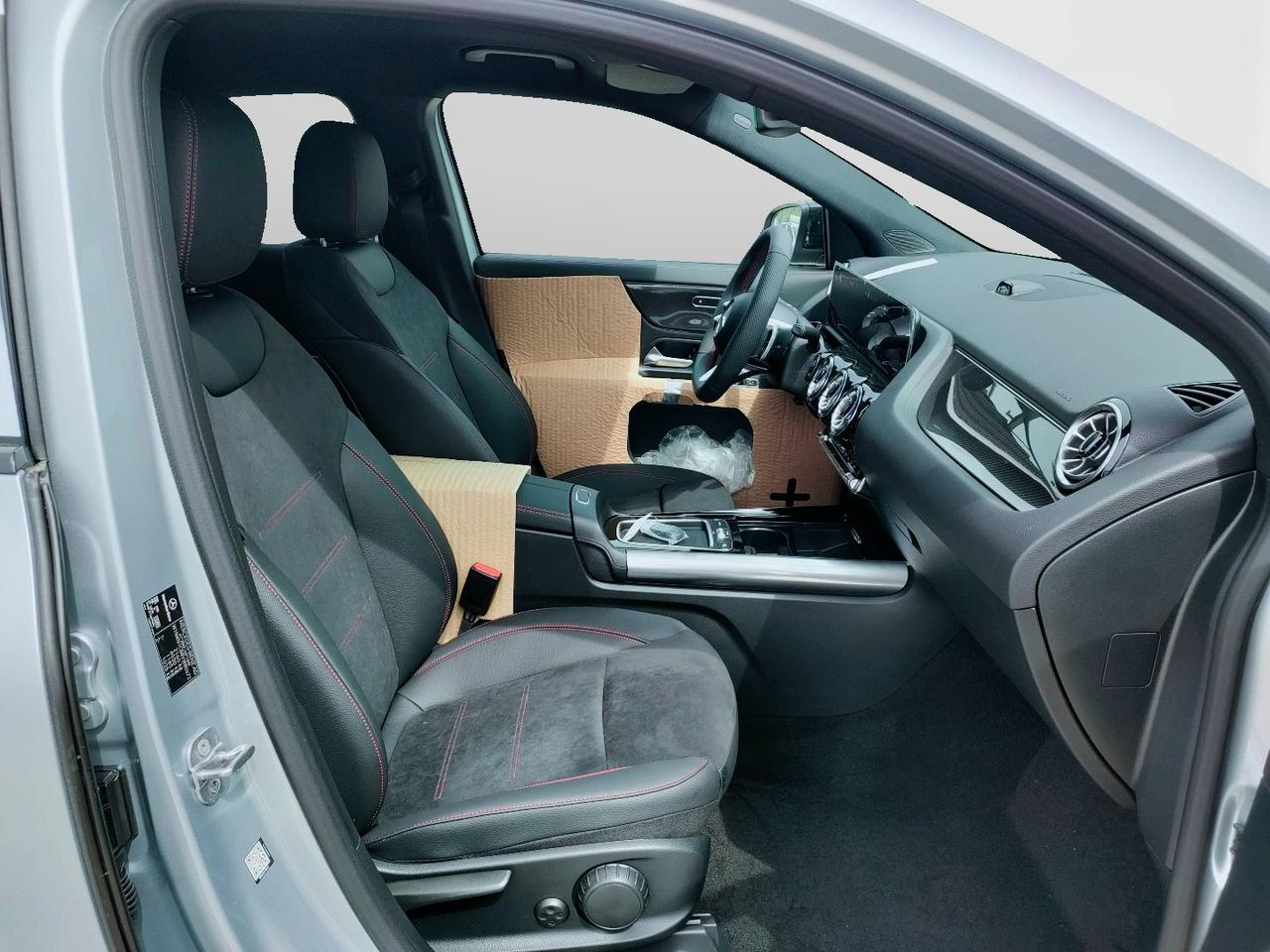 Mercedes-Benz GLA 200 d automatic