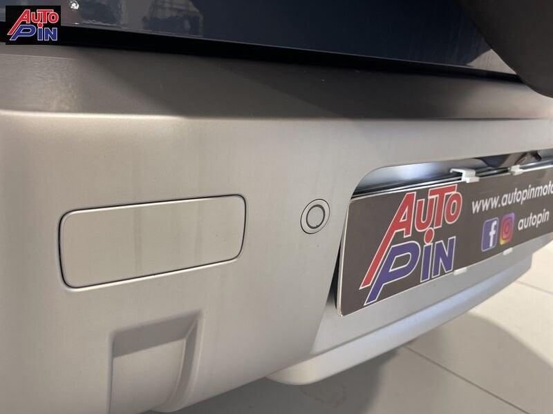 Land Rover Defender Defender 110 3.0D I6 250 CV AWD Auto SE 7 POSTI