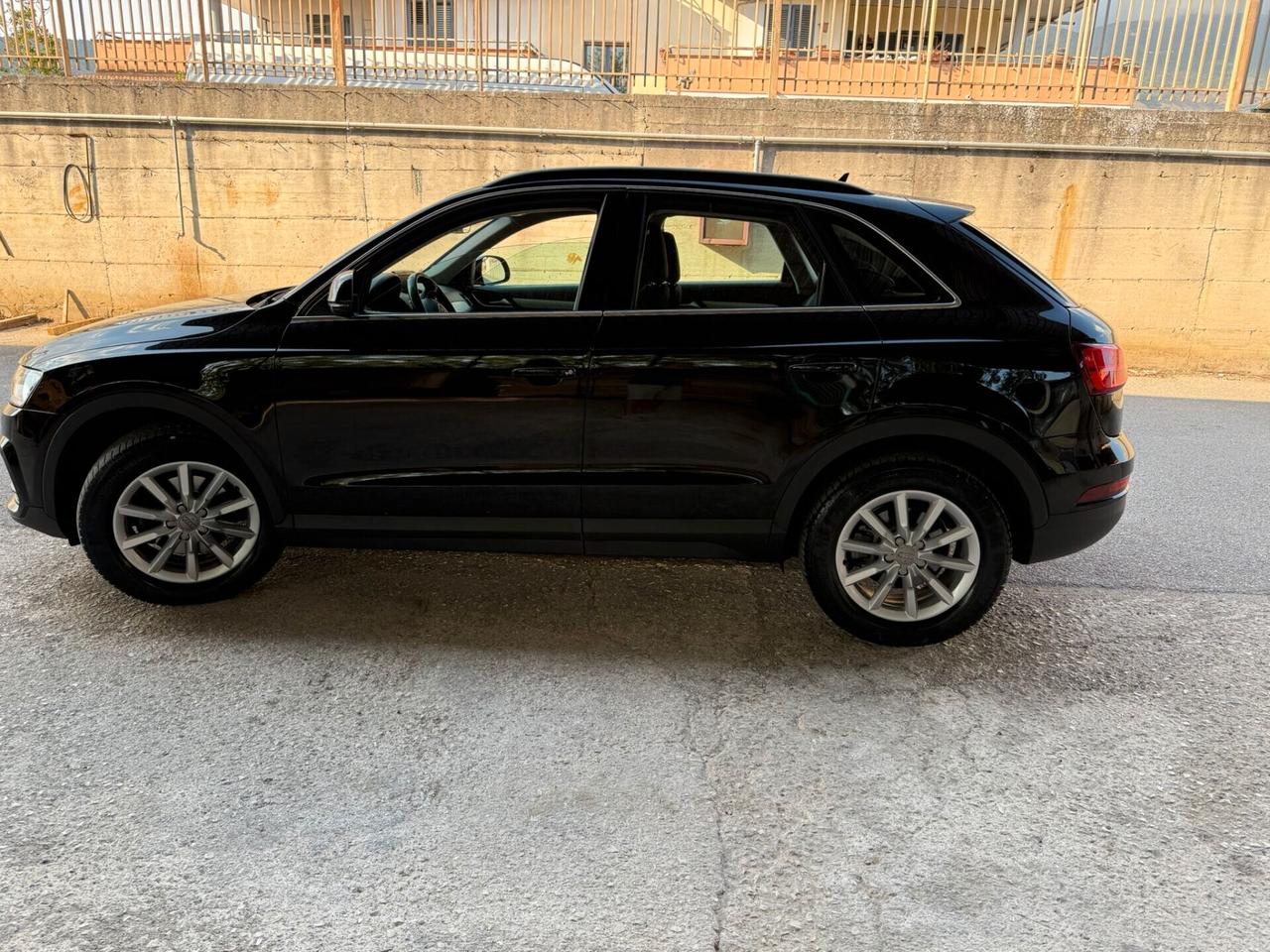 Audi Q3 2.0 TDI 150 CV Automatica Navigatore