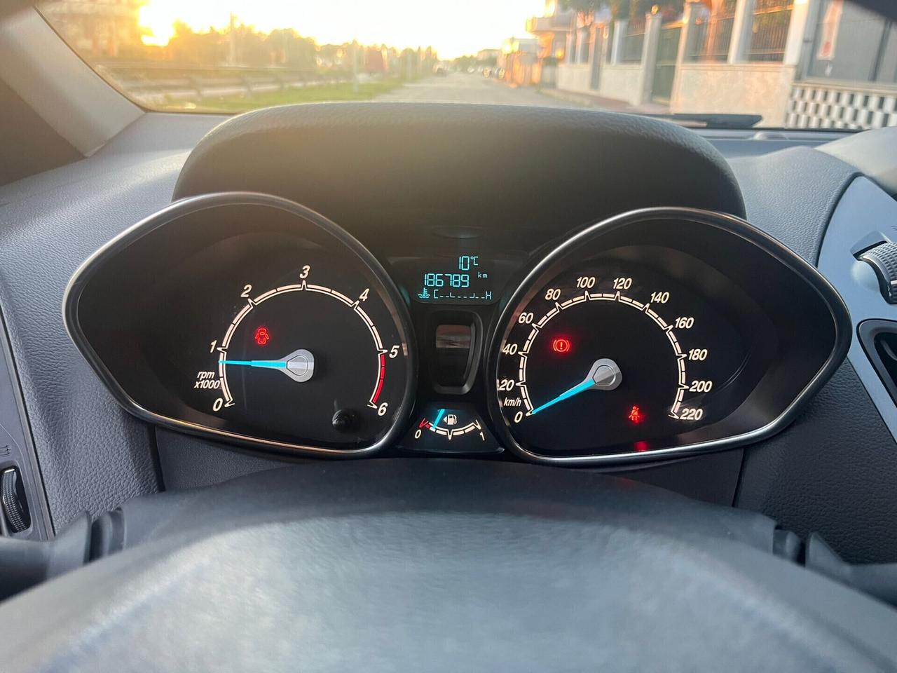 Ford B-Max 1.5 TDCi 95 CV Business Unipro 2016