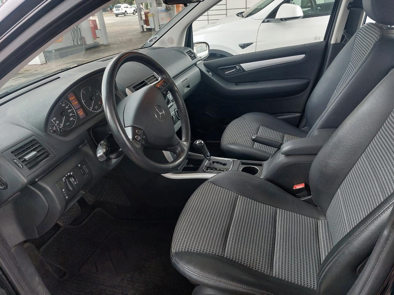 Mercedes-benz A 180 CDI 61000KM CAMBIO AUTOMATICO