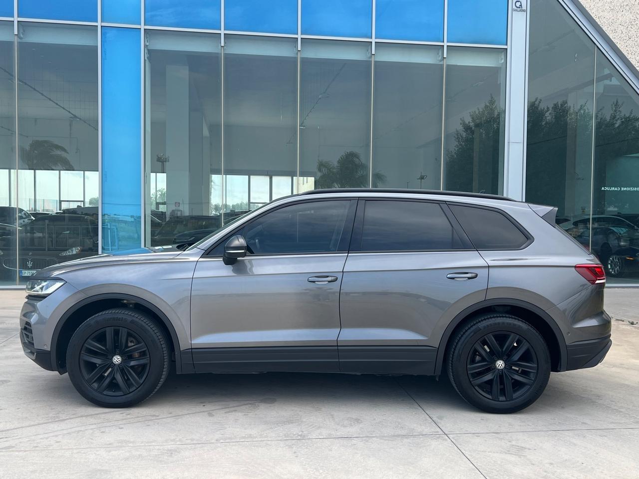 Volkswagen Touareg 3.0 V6 TDI SCR Black Style