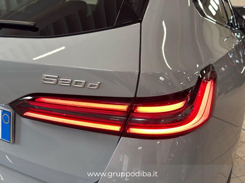 BMW Serie 5 G61 Touring 520d Touring 48V xdrive MSport Pro auto