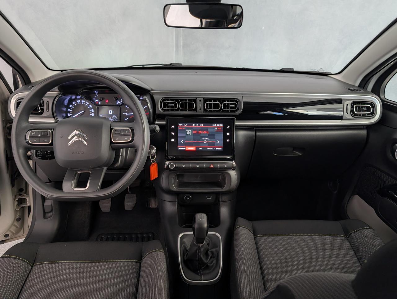 Citroen C3 1.2 puretech 83cv Shine