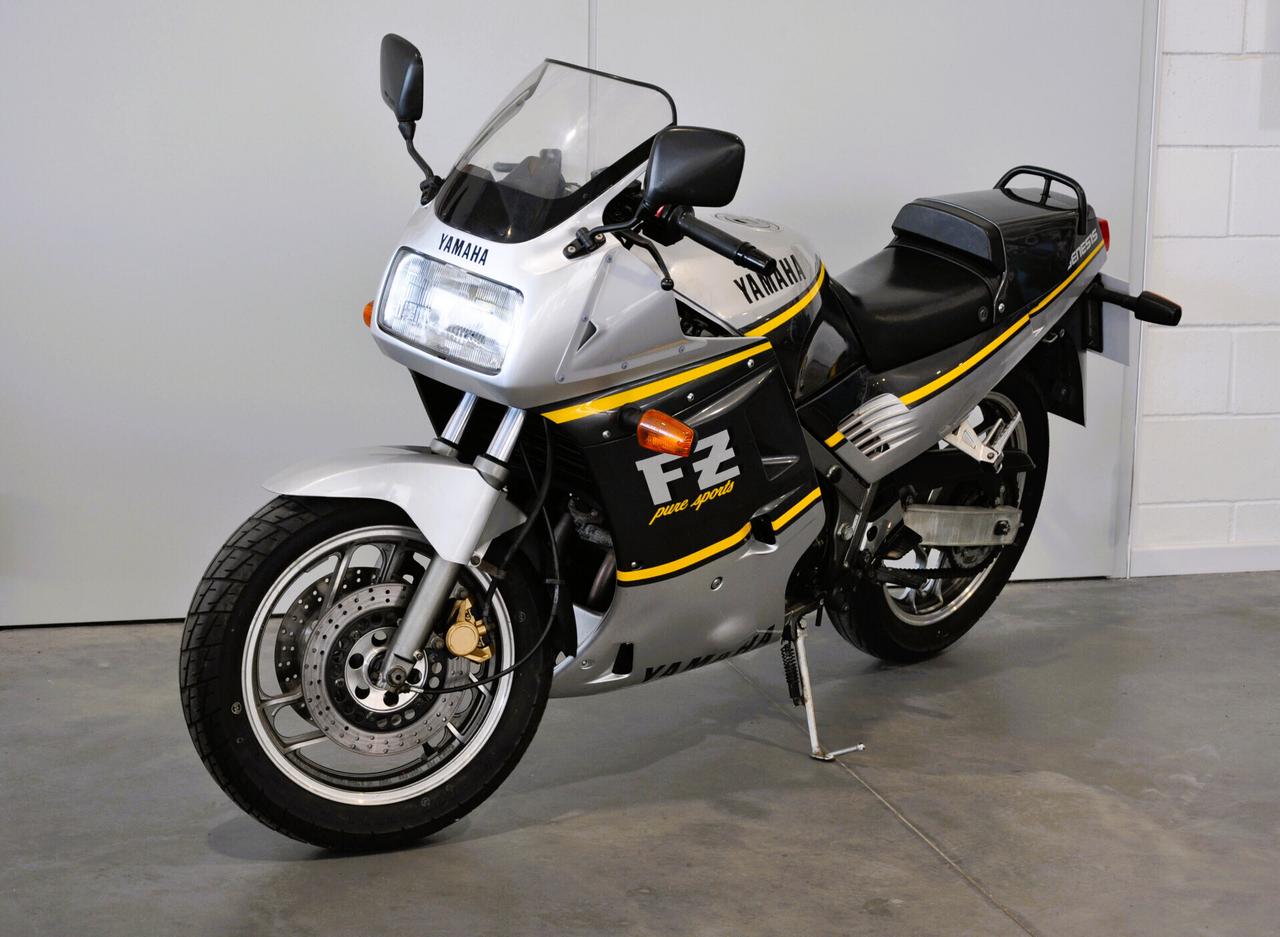 Yamaha FZ 750 FMI UNIPRO REALE !!!