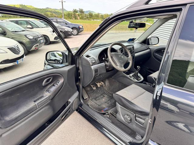 SUZUKI Grand Vitara 2.0 turbodiesel 16V 3 porte gancio OK NEOPATENTATI