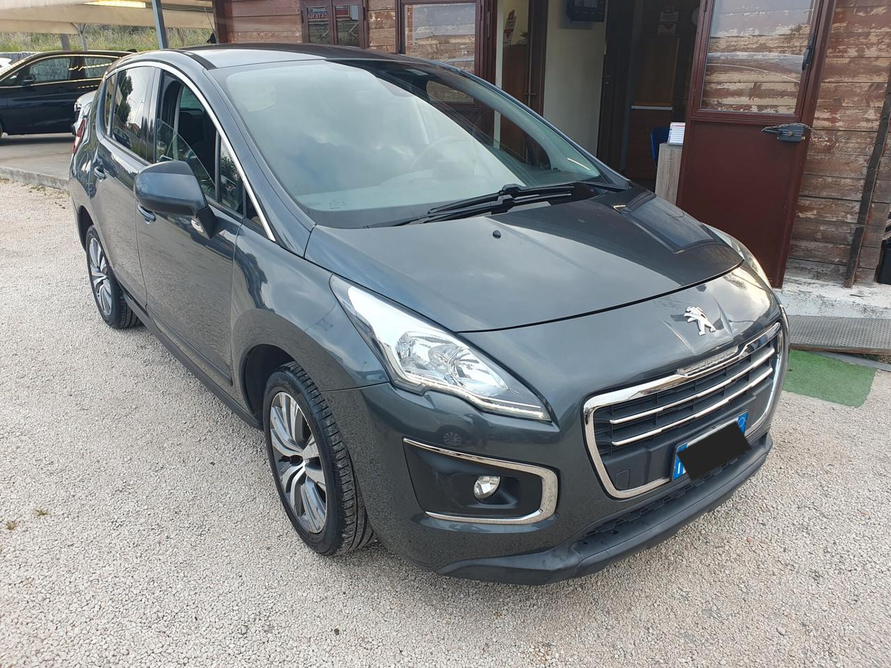 Peugeot 3008 1.6 HDi 115CV Business