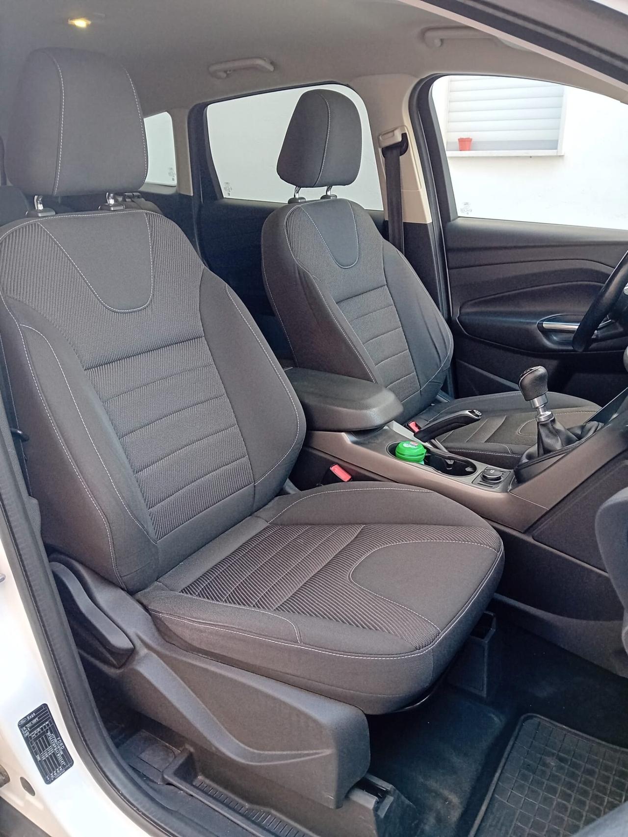 Ford Kuga 2.0 TDCI 120 CV S&S 2WD Titanium