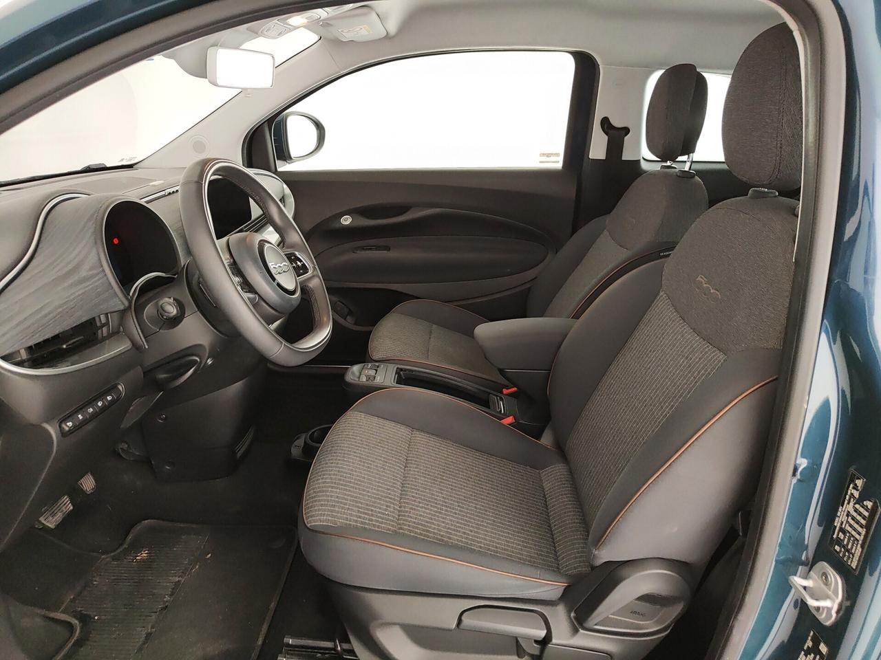 Fiat 500e Berlina 42 kWh La Prima