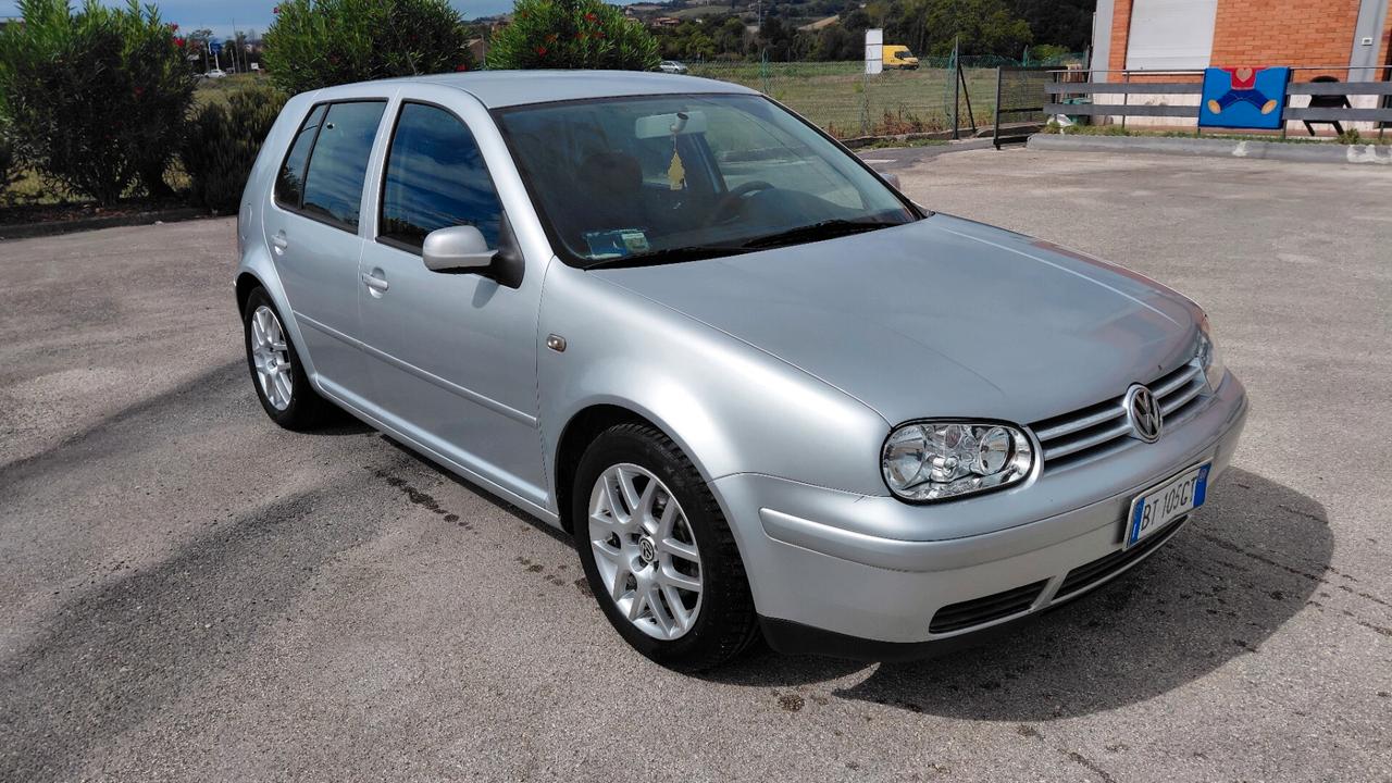Volkswagen Golf 2.0 cat 5p. 4motion Highline