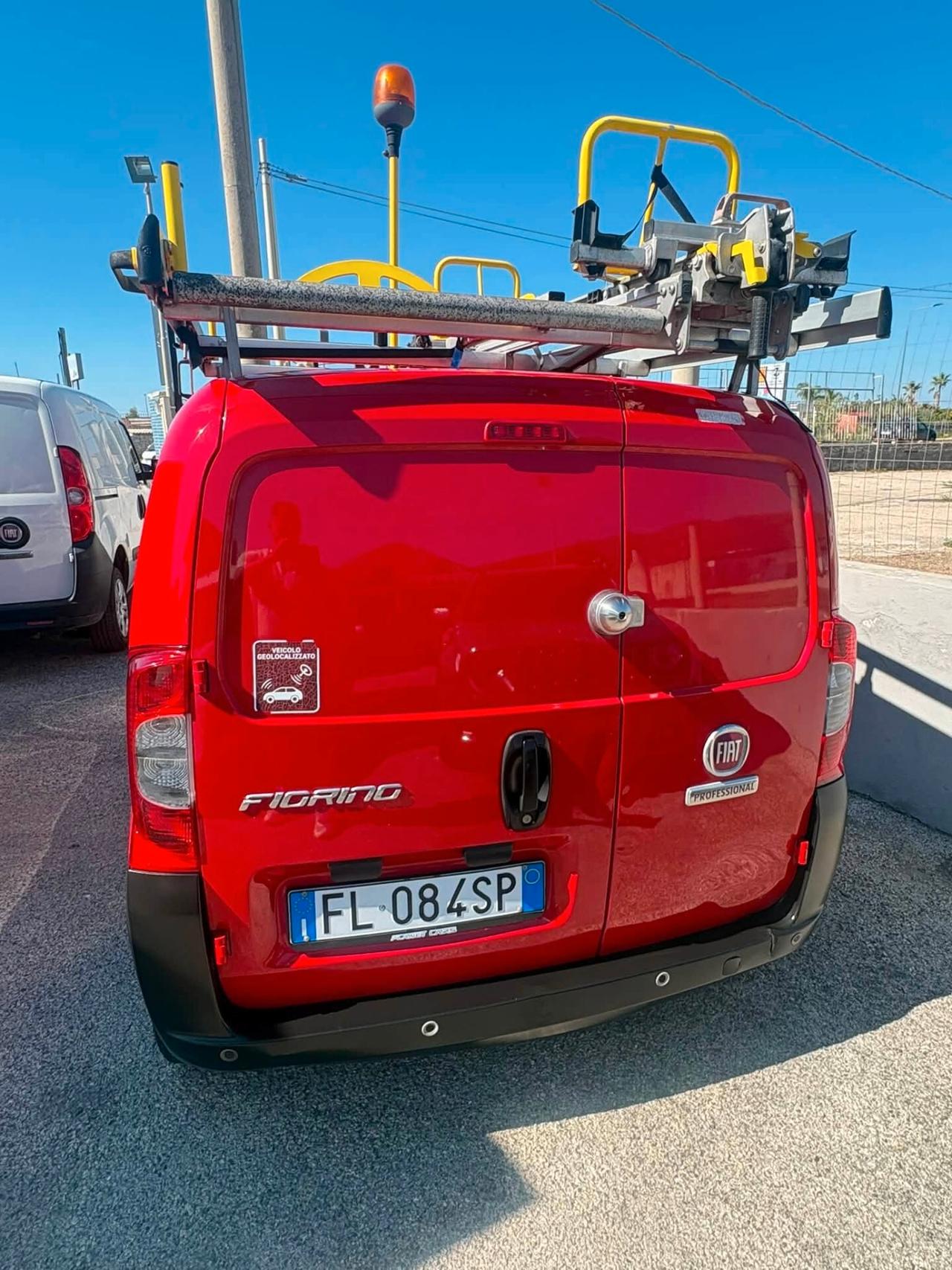 Fiat Fiorino 1.3 MJT 95CV Cargo Adventure inverter
