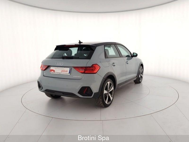 Audi A1 A1 allstreet 35 TFSI Identity Contrast