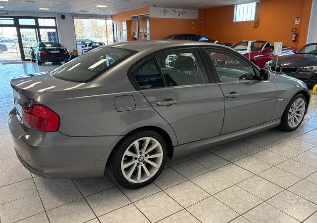 BMW 318 318d Berlina per Neopatentati