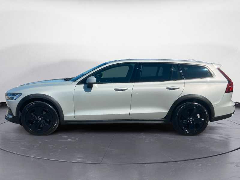 VOLVO V60 Cross Country 2.0 d4 Pro AwD GearTr.