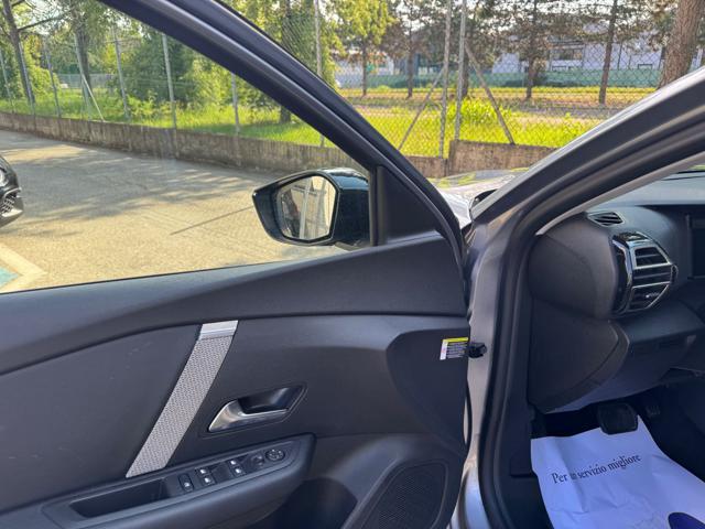 CITROEN C4 PureTech 130CV EAT8 FEEL PACK NAVI+RETR. KM. 8.500