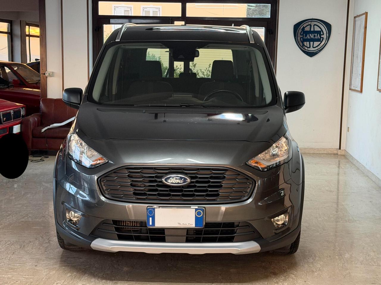 Ford Tourneo Connect 1.5 TDCI 120 cv. ACTIVE (Nav)